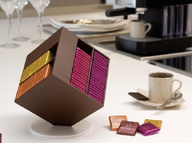 MONBANA CHOCOLATE CUBE- image